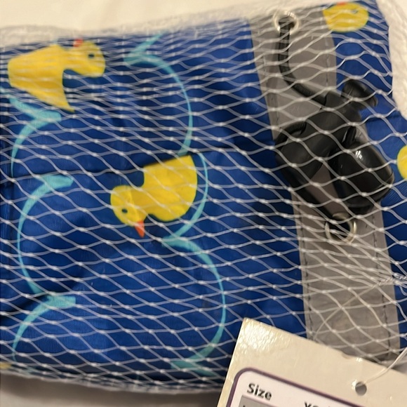 NWT Dog Rain Boots Size Medium Rubber Ducky Boots Set of 4 Toggle Rubber Grip - Picture 5 of 5